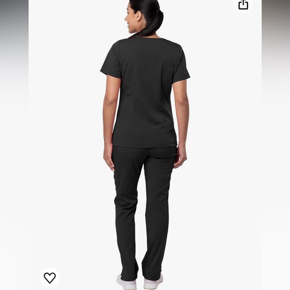 NWOT 🍀Adar Pro Scrub Set For Women - Enhanced V-Neck Top & Multi Pocket Pants - Picture 2 of 15